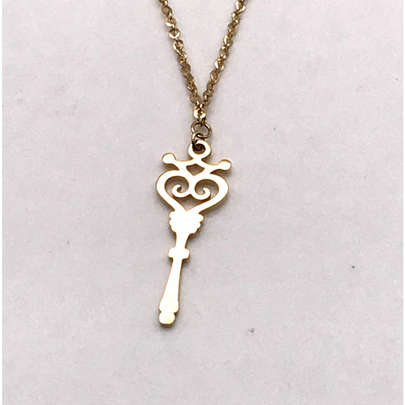 18k Layered Choker Necklace with Hearts and Key charm 14" /18" with Extender - Picture 12 of 14